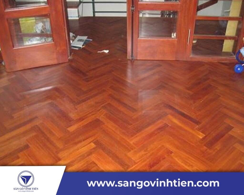 Mẫu ván sàn gỗ Ván sàn gỗ Gõ Đỏ có sẵn tại kho ván sàn gỗ Thủ Đức