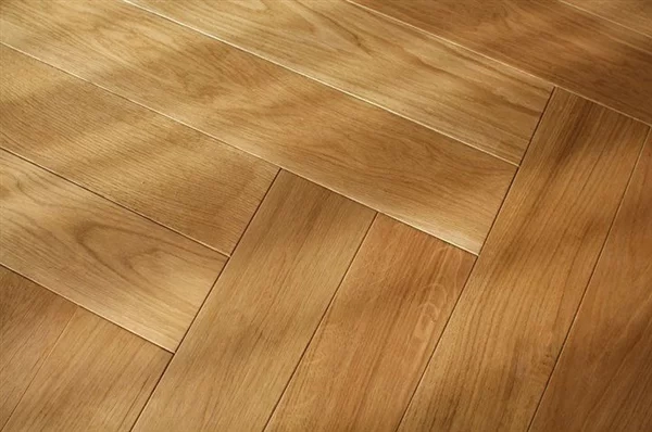 Sàn gỗ tự nhiên chất lượng cao thân thiện với môi trường