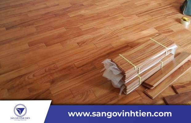 Tư vấn ván sàn gỗ tự nhiên tốt nhất 2025 theo phân khúc khách hàng