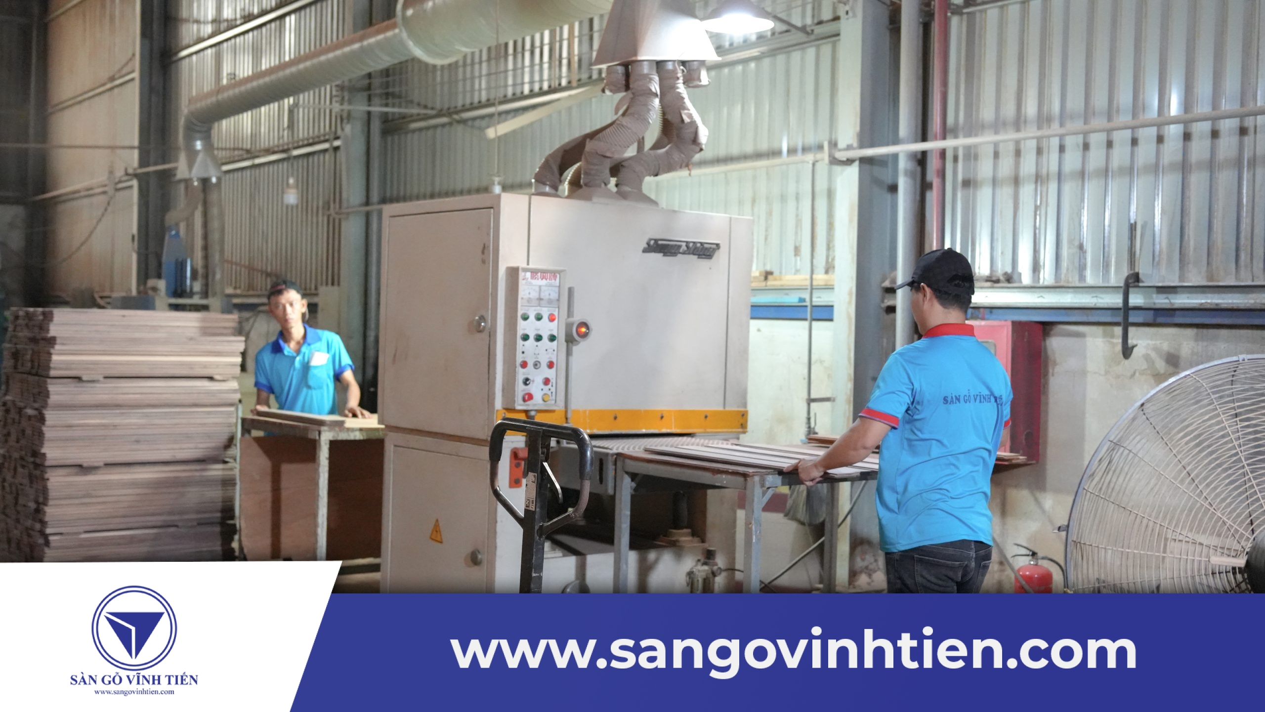 Hệ thống máy móc hiện đại trong xưởng sản xuất Vĩnh Tiến